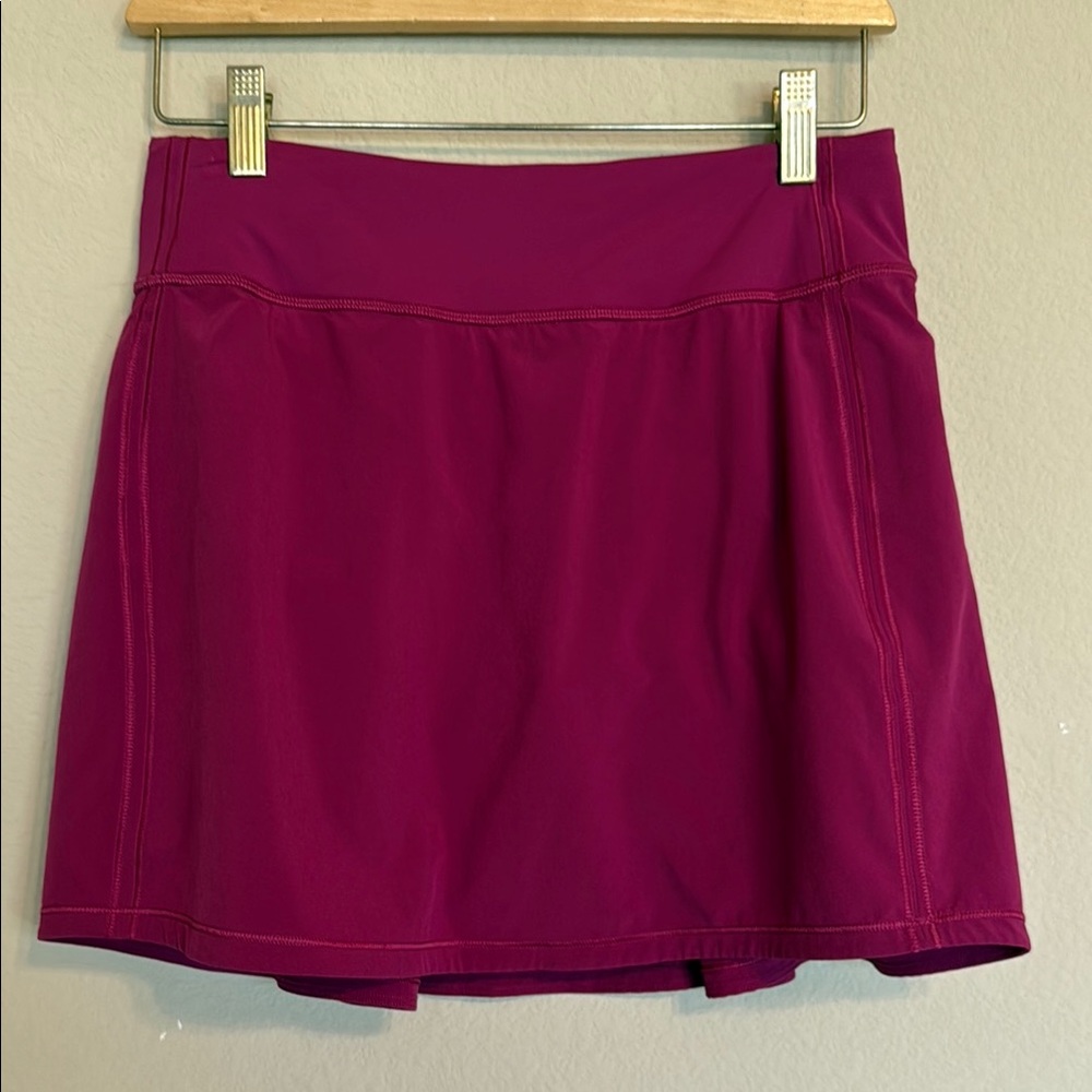 Lululemon Pace Rival Skirt. Size 4